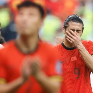 kaiyun-“伊”意孤行？是否换帅取决两点 甲乙方均握有利刃