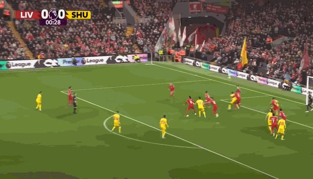 1712264708078009761.gif 麦卡蒂被扑出.gif